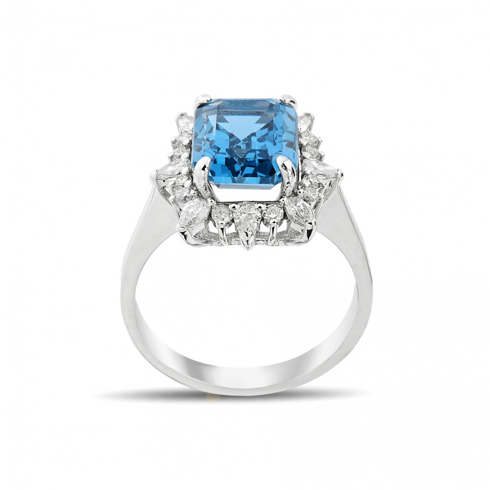 4,49 Karat Damla Pırlanta London Blue Yüzük