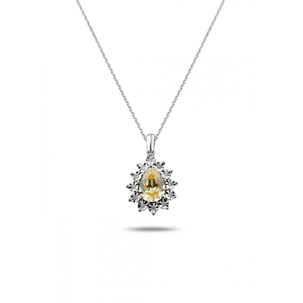 8,27 Karat Pırlantalı Fensy Taşlı Takım