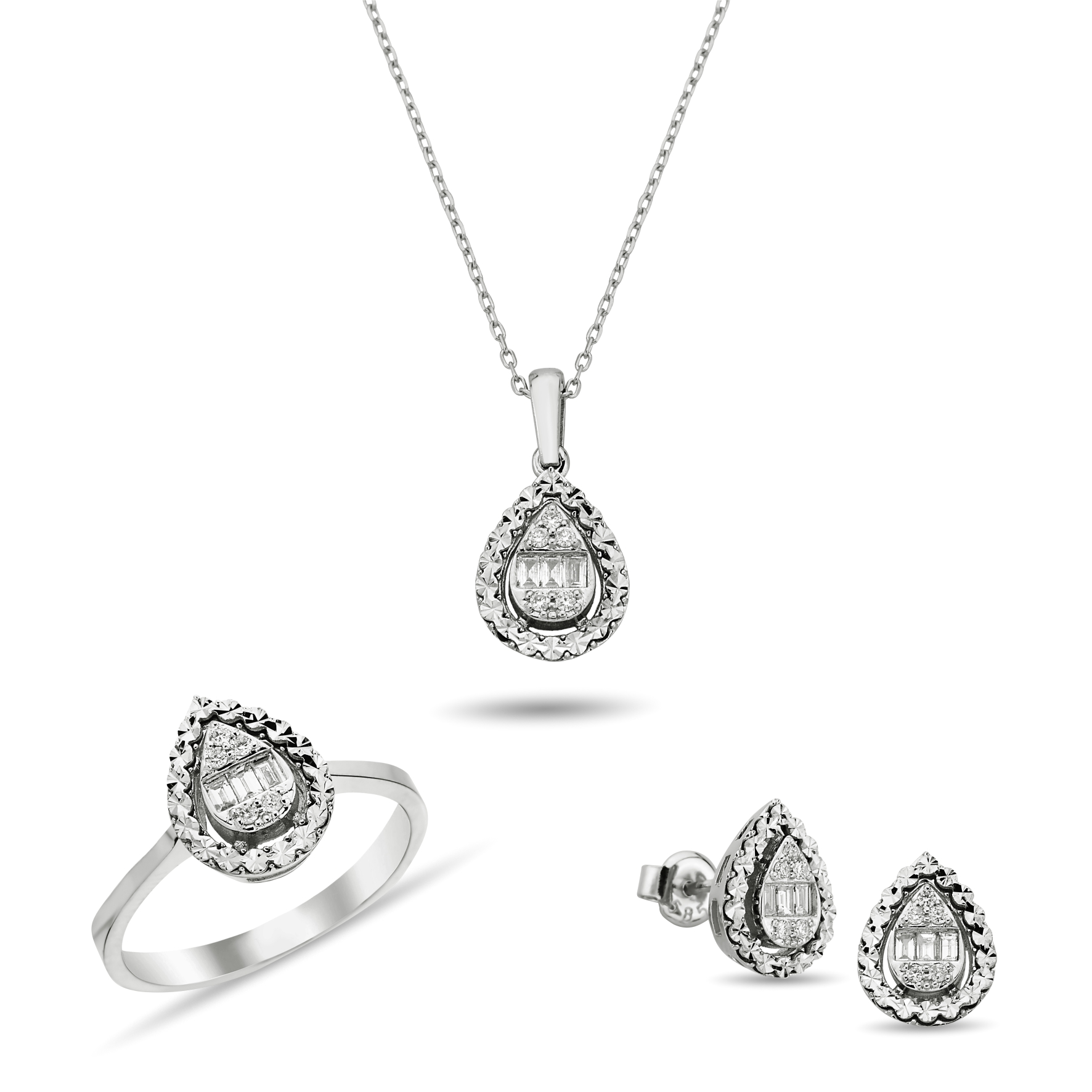 0,46 Karat Efekli Pırlantalı Baget Takım